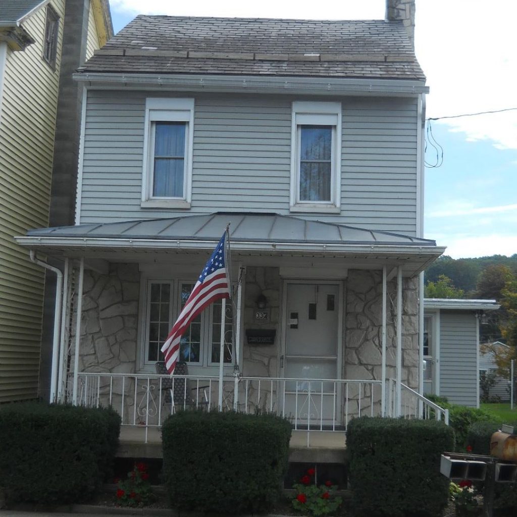 Wagner Auction Services conducts Real estate Auctions throughout Berks County and Schuylkill County.