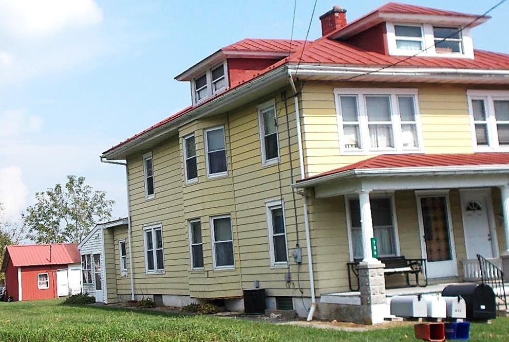 town house sold on auction in mohrsville pa with Wagner Auction Service